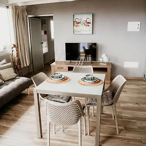 casa-lara-las-maretas.in-canary-islands.com/